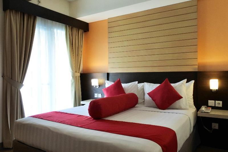 Vega Hotel Gading Serpong Habitación foto